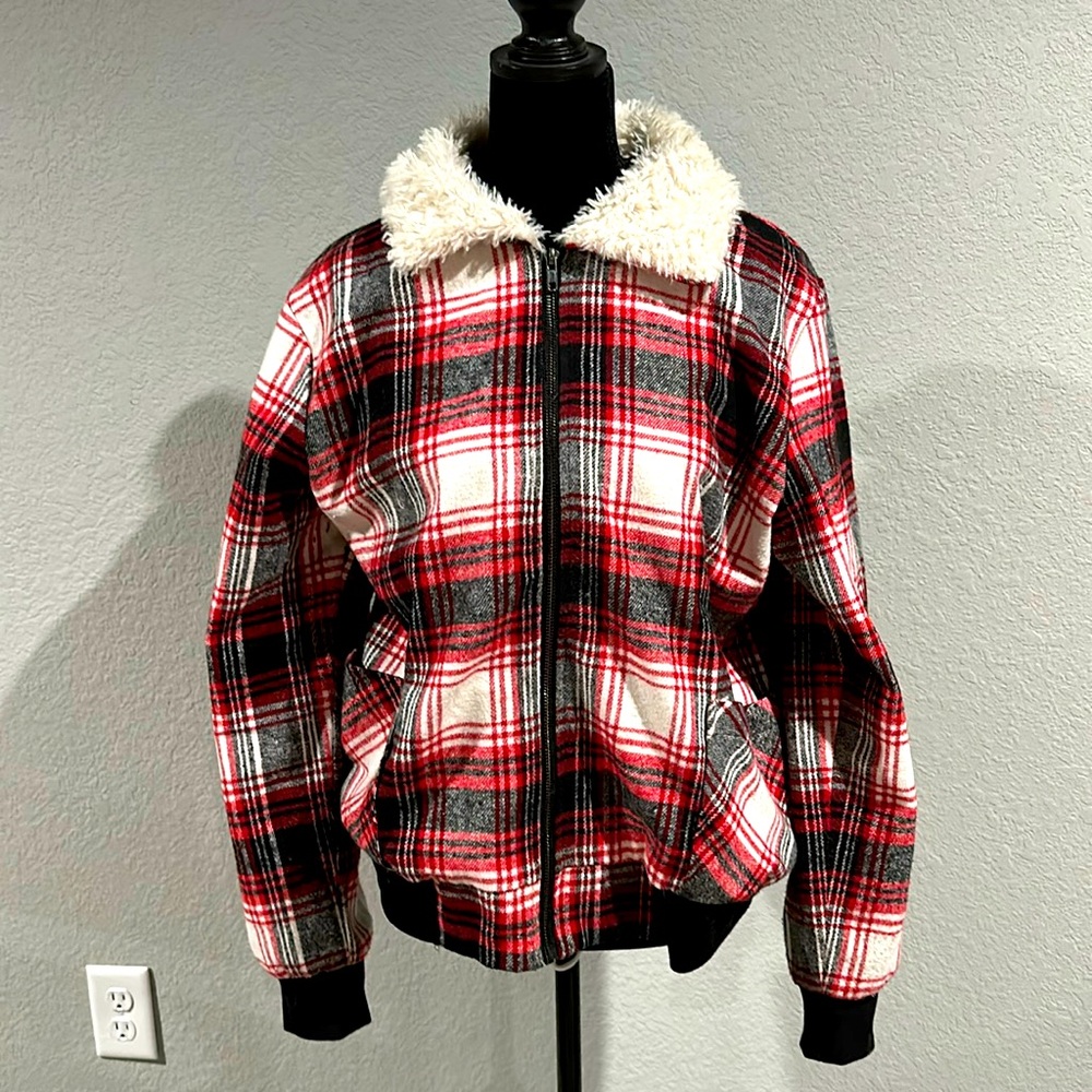 Fleece zipper jacket with two front pockets